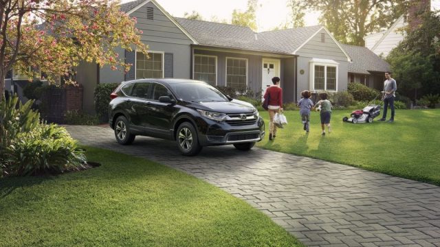 How Uniquely Tailored Home and Auto Insurance Solutions Protect Your Assets